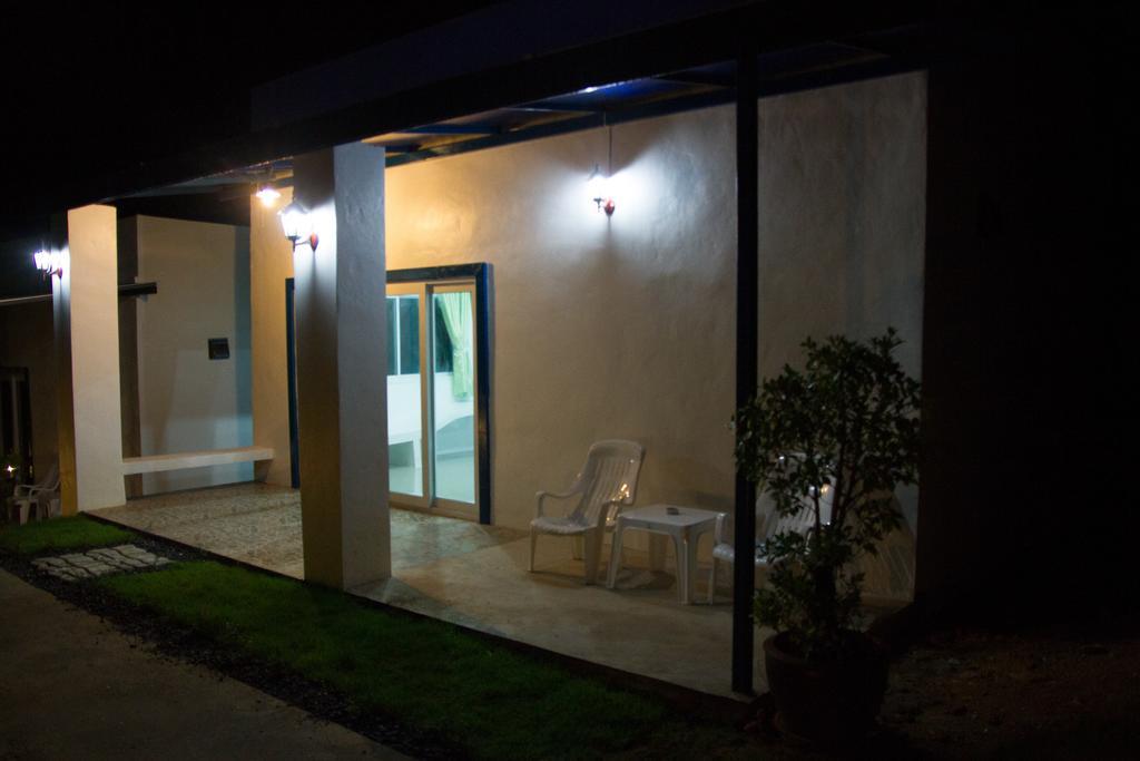 Keereelay Hotel Koh Lanta Ngoại thất bức ảnh