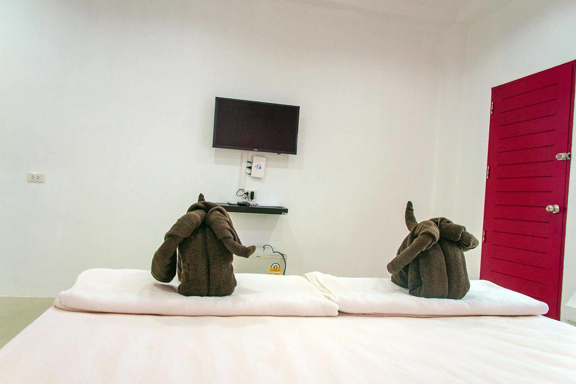 Keereelay Hotel Koh Lanta Ngoại thất bức ảnh