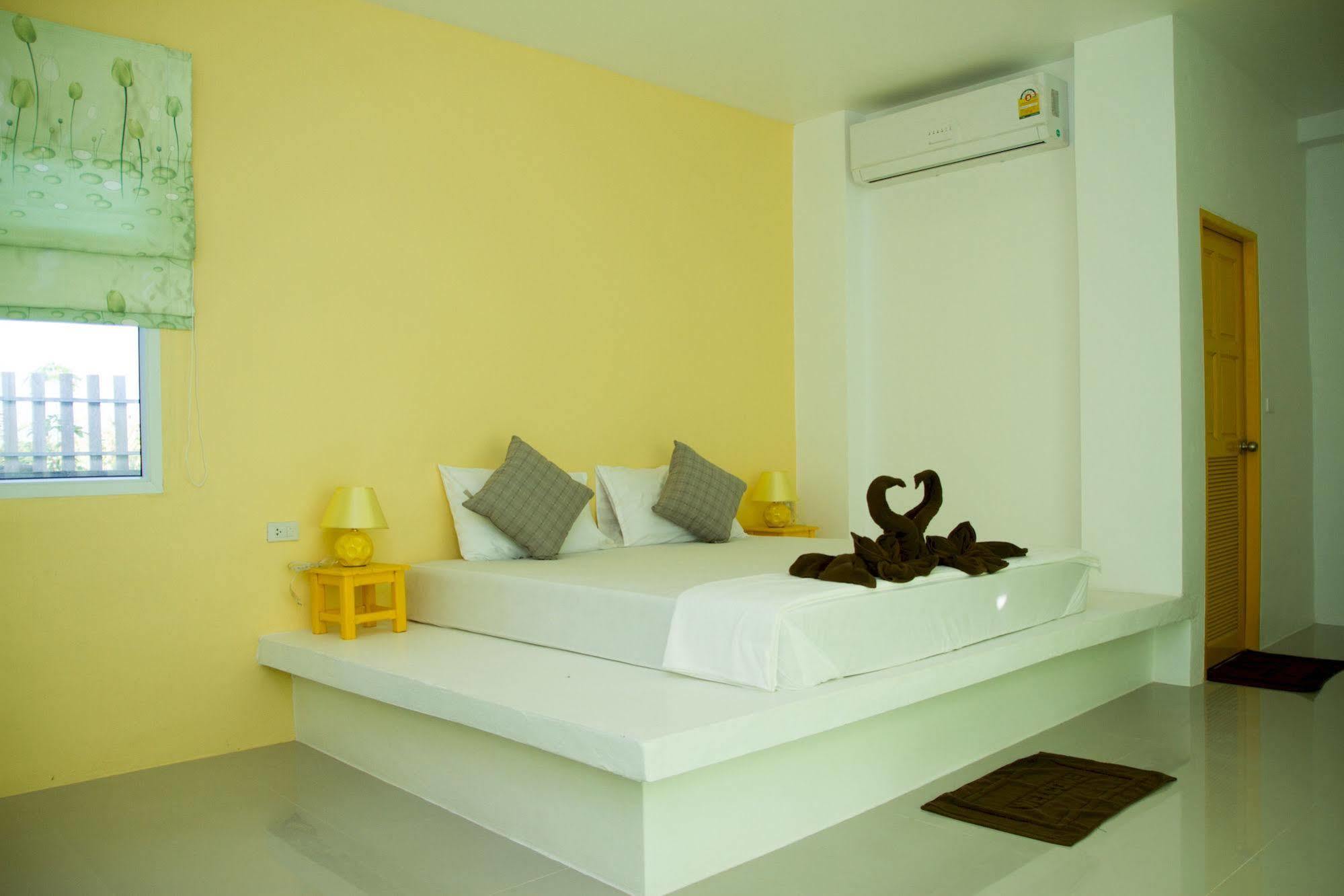Keereelay Hotel Koh Lanta Ngoại thất bức ảnh