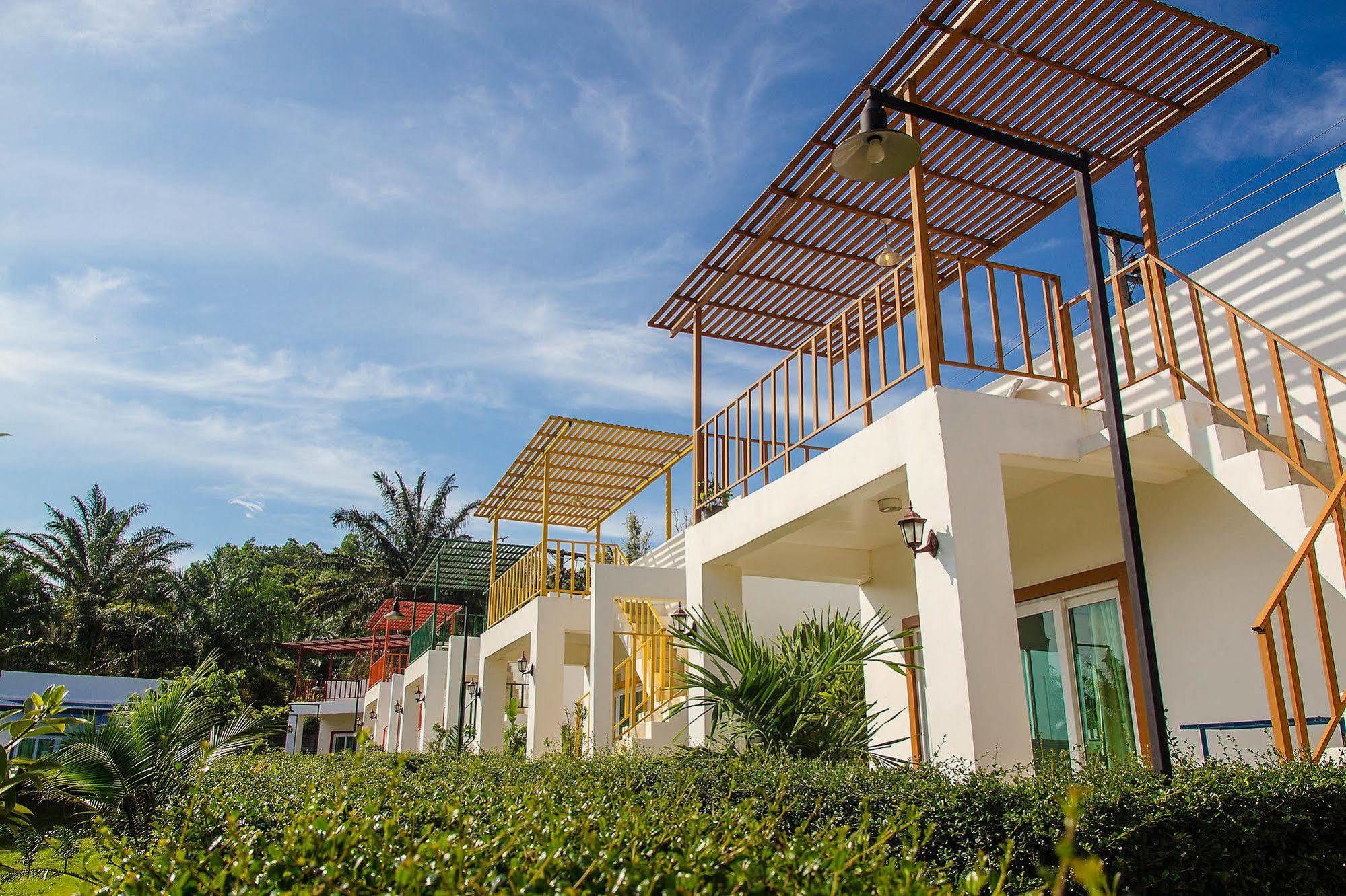 Keereelay Hotel Koh Lanta Ngoại thất bức ảnh